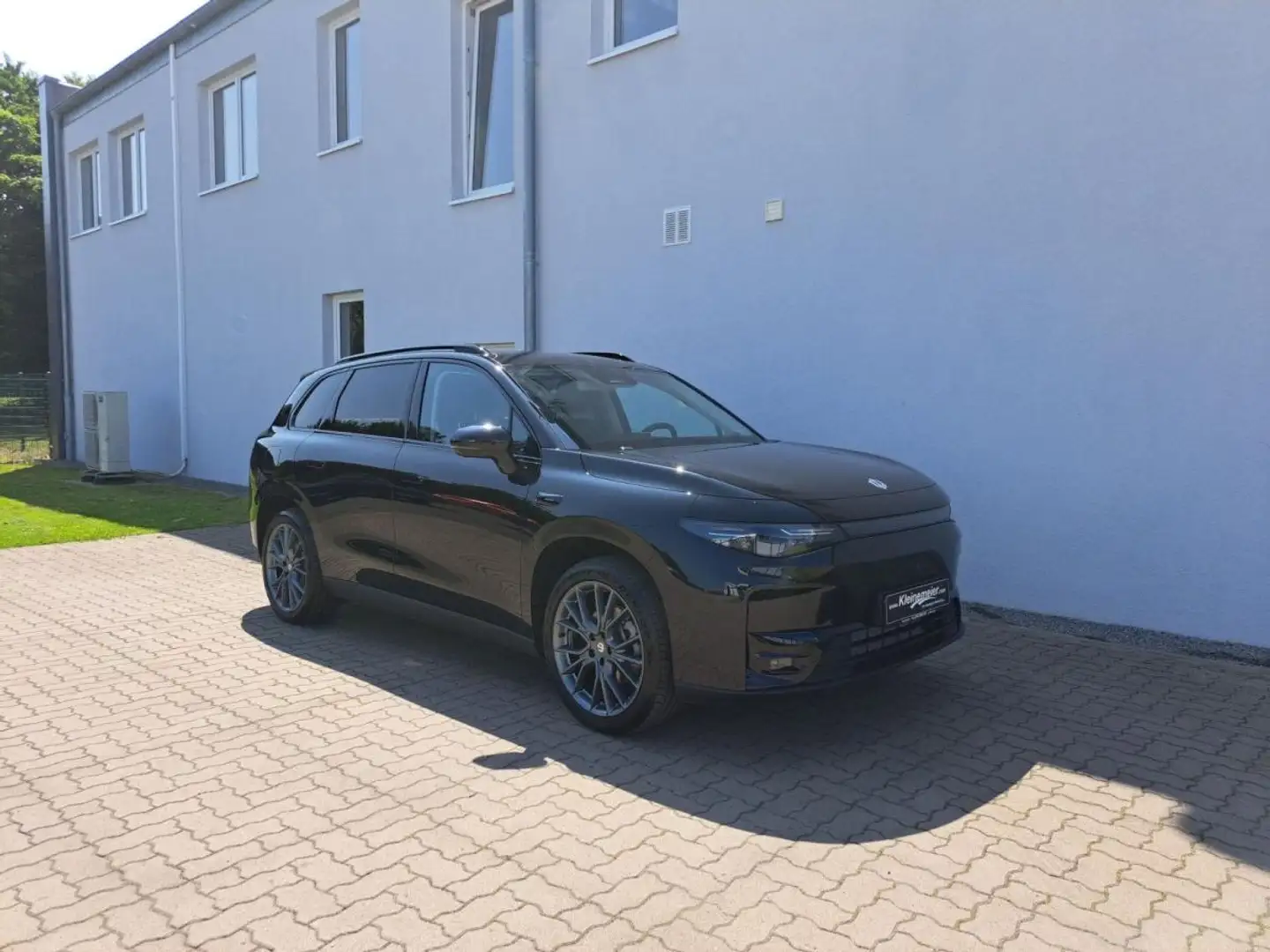 Leapmotor C10 REEV Design|Kamera|NAVI|Klimaaut.|SHZ|Pano|LED Schwarz - 2