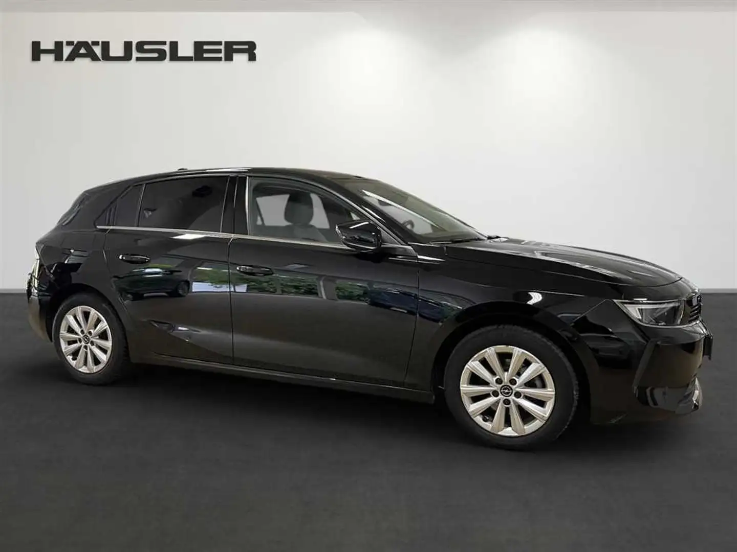 Opel Astra Elegance*1.2*Navi*SHZ*LHZ*Kamera*Parkhilfe*uvm* Schwarz - 2