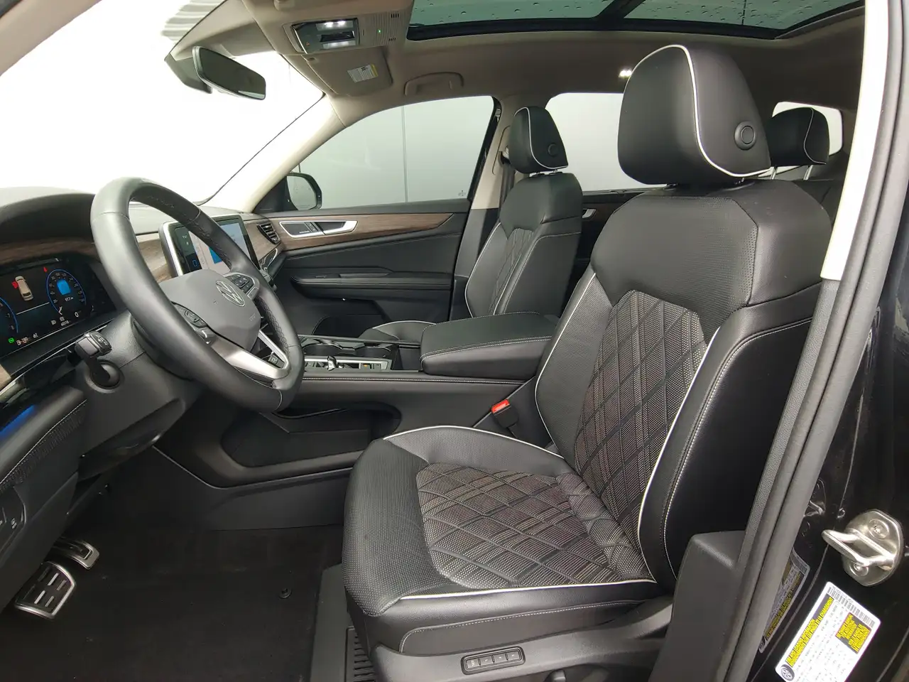 Volkswagen Atlas снимка Volkswagen Atlas