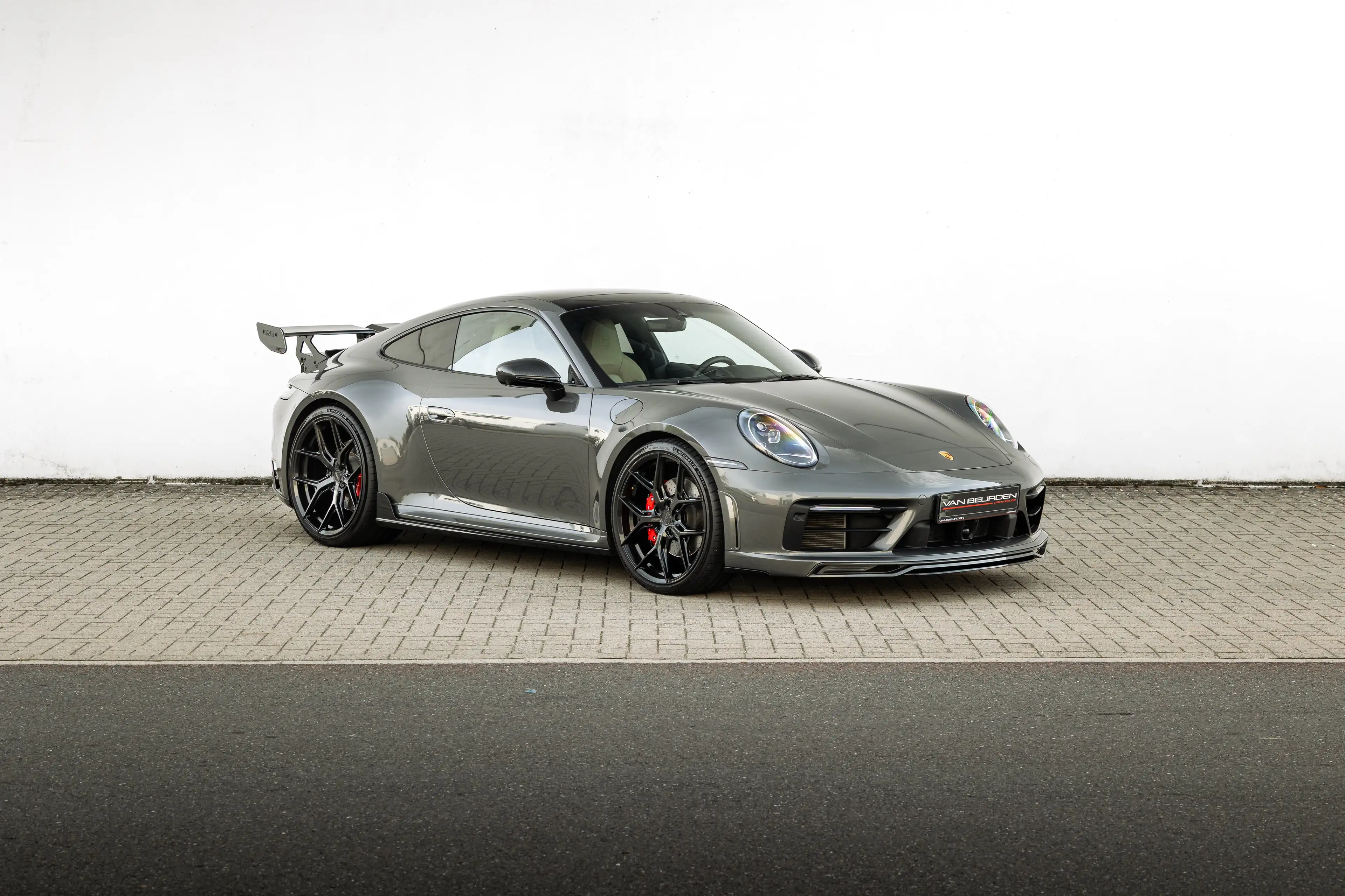 Porsche 992 Carrera S / Techart kit - 550 pk - Adaptive Cruise Control — photo 7