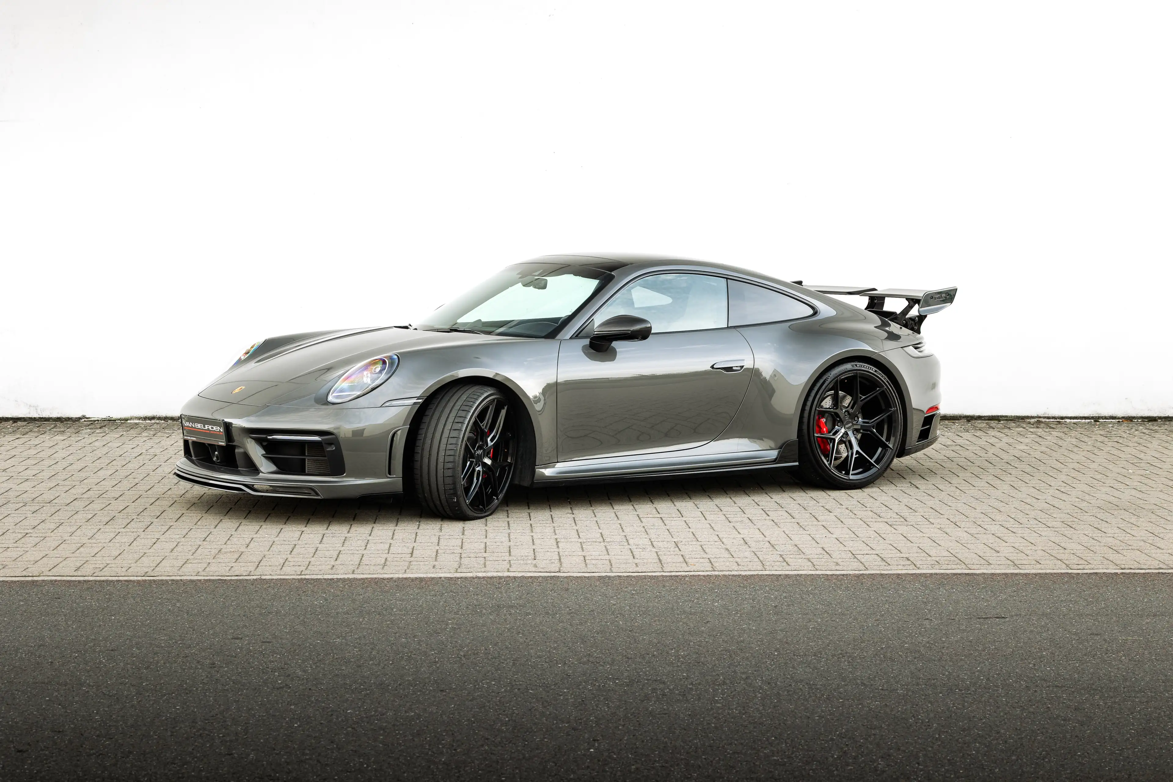 Porsche 992 Carrera S / Techart kit - 550 pk - Adaptive Cruise Control — photo 2