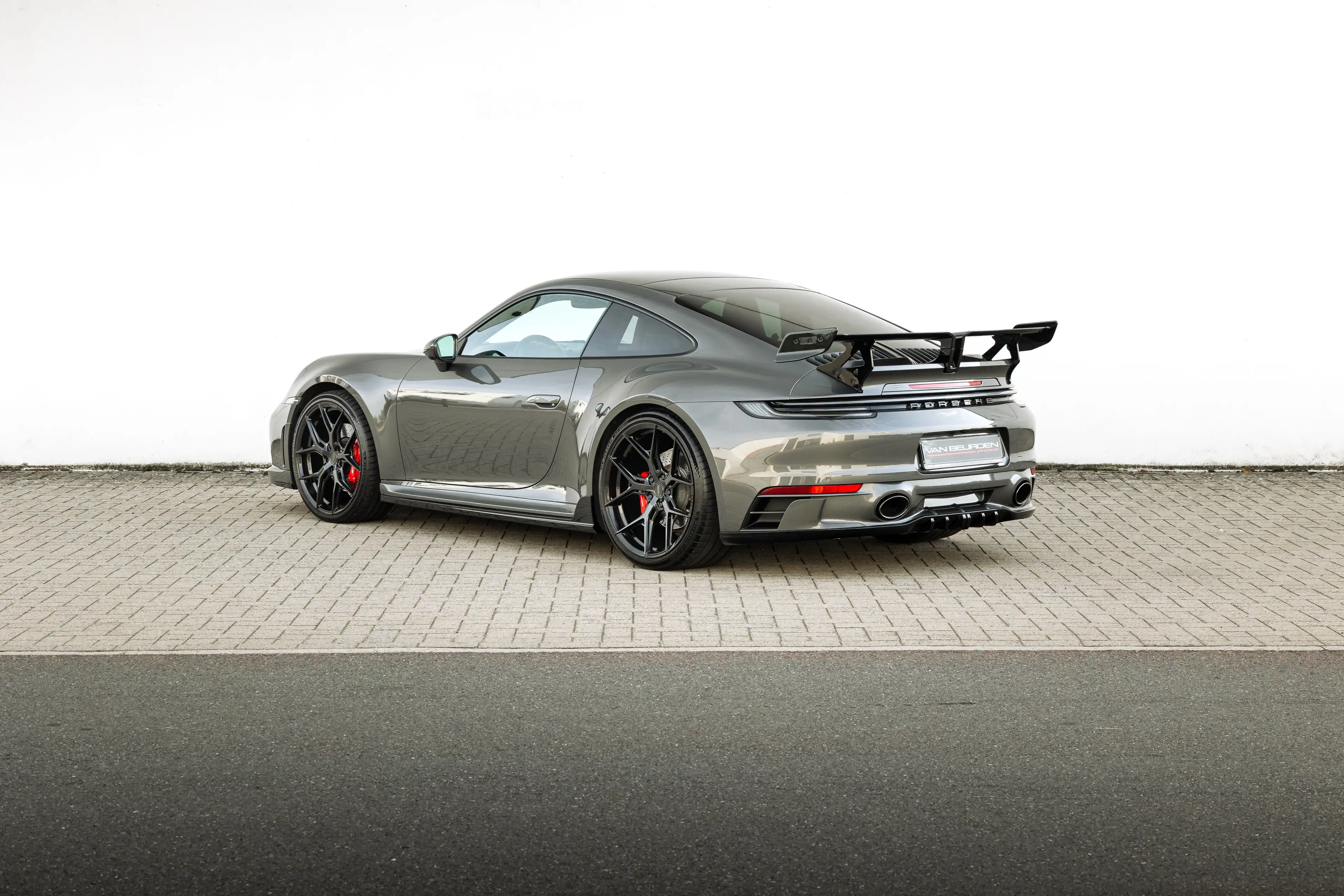 Porsche 992 Carrera S / Techart kit - 550 pk - Adaptive Cruise Control — photo 3