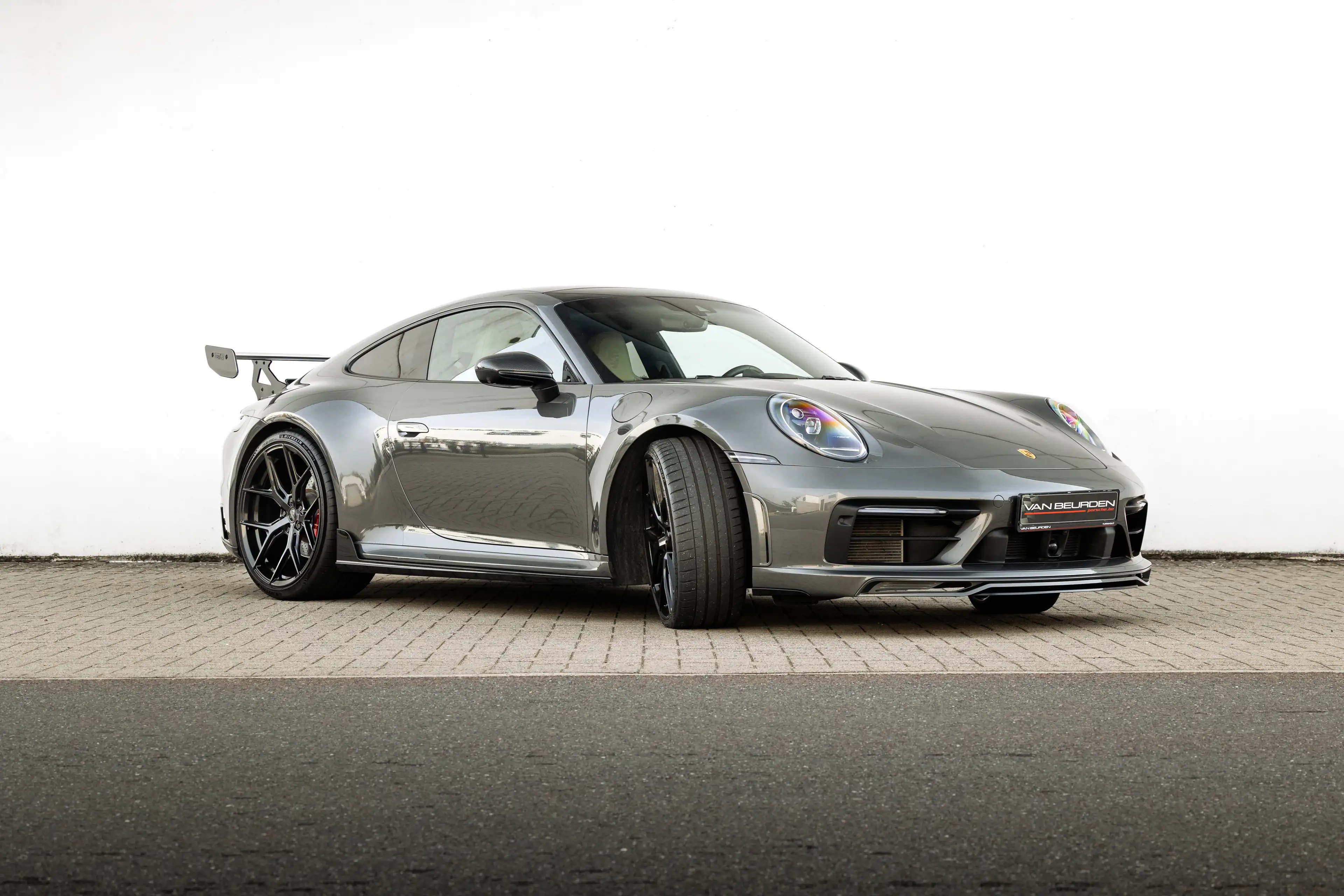 Porsche 992 Carrera S / Techart kit - 550 pk - Adaptive Cruise Control — photo 9
