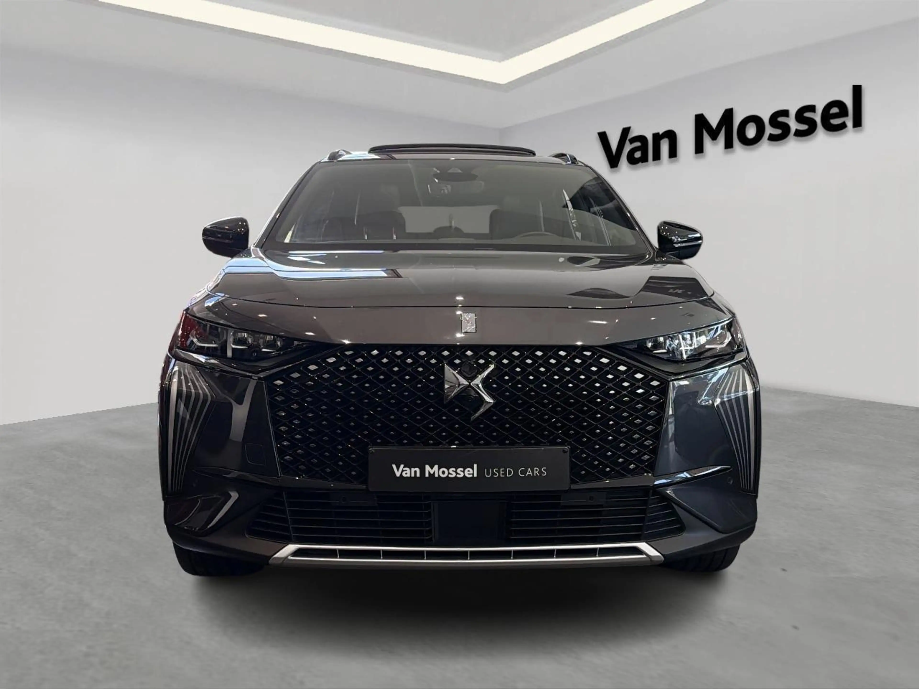 DS Automobiles DS 7 E-Tense 4x4 300 Rivoli — photo 6