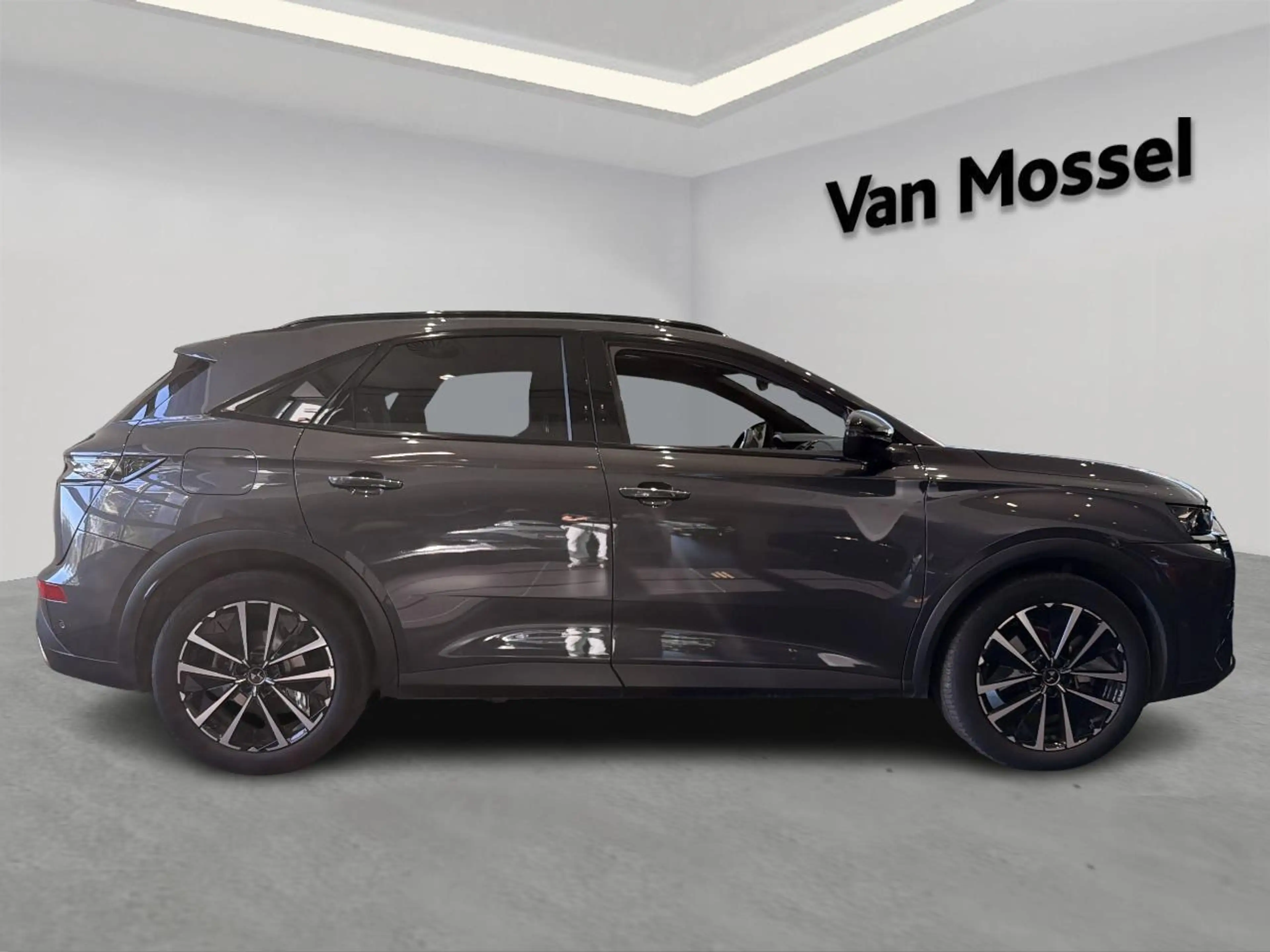 DS Automobiles DS 7 E-Tense 4x4 300 Rivoli — photo 8