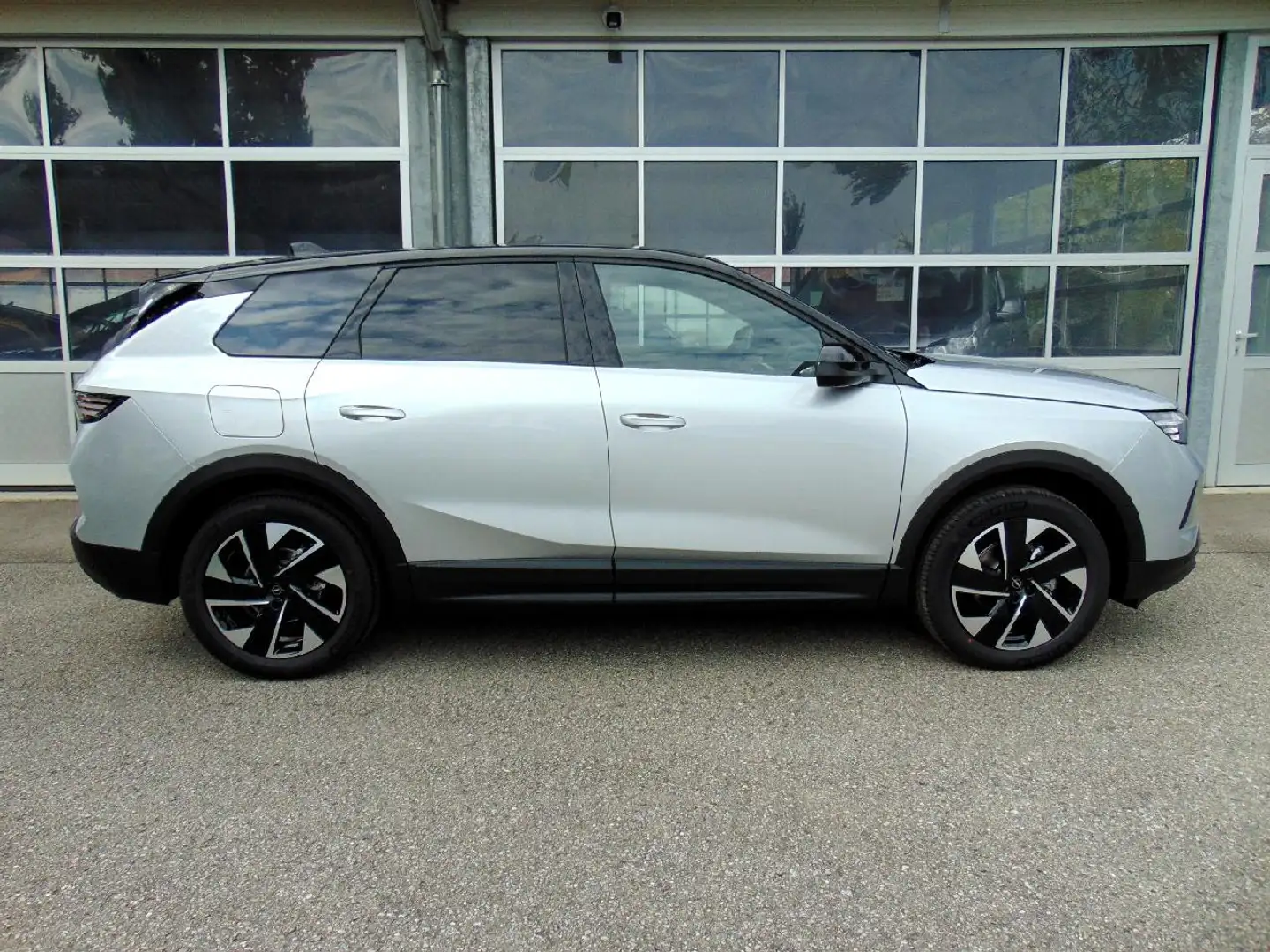 Opel Grandland X Grandland 1.2 48V Mild-Hybrid 100kW GS Silber - 2