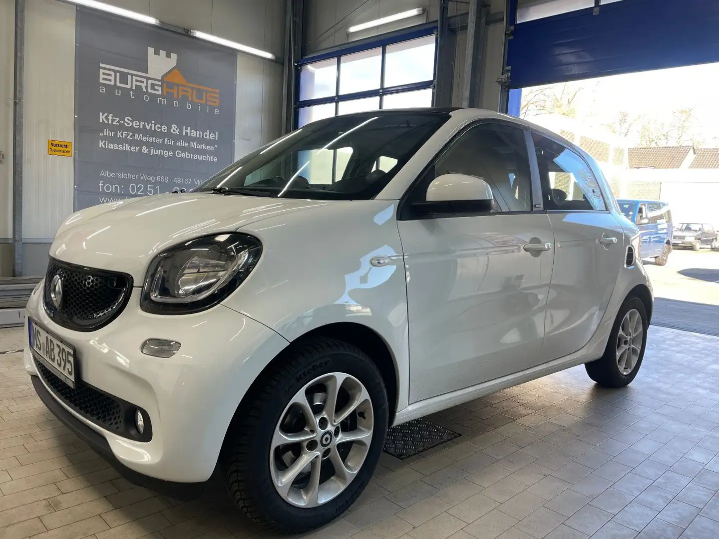 smart forFour FORFOUR PASSION/COOL&MEDIA/AUTOM/LED/SHZ/FALTD. Weiß - 1
