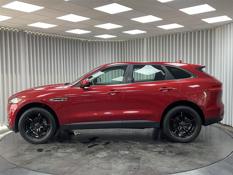 Jaguar F-Pace Pure — photo 13