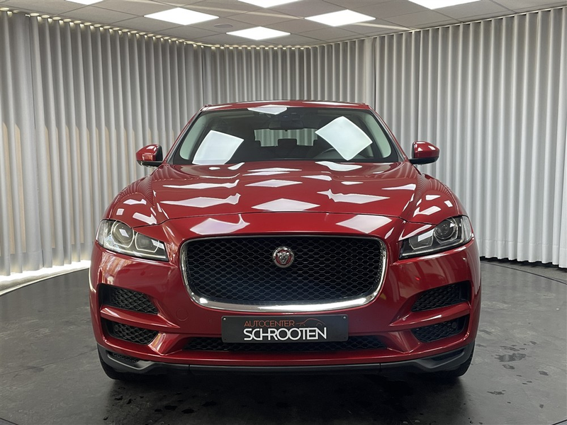 Jaguar F-Pace Pure — photo 3