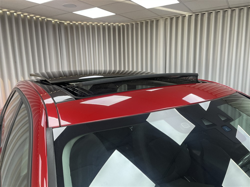 Jaguar F-Pace Pure — photo 10