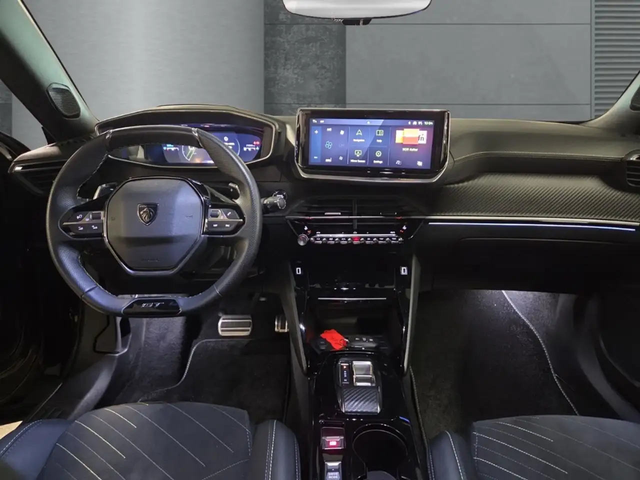 Peugeot 2008 GT 1.2 PURETECH Kamera digitales Cockpit LED Navi 10