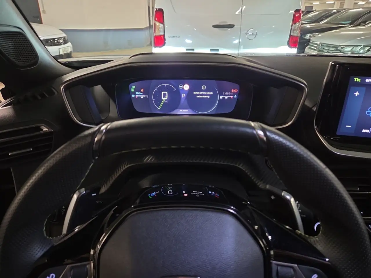 Peugeot 2008 GT 1.2 PURETECH Kamera digitales Cockpit LED Navi 12
