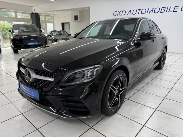 Mercedes-Benz C-Class view 5
