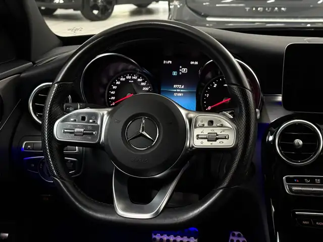 Mercedes-Benz C-Class view 16