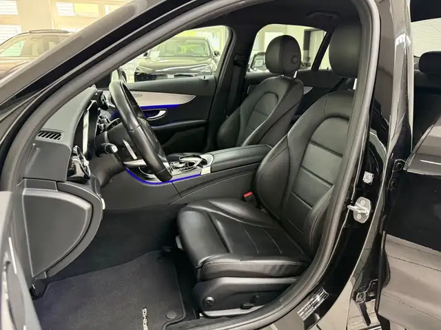 Mercedes-Benz C-Class view 13