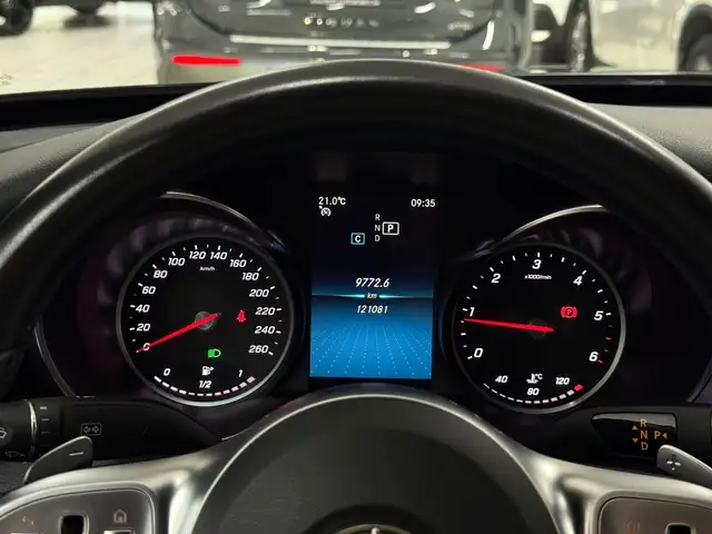 Mercedes-Benz C-Class view 20