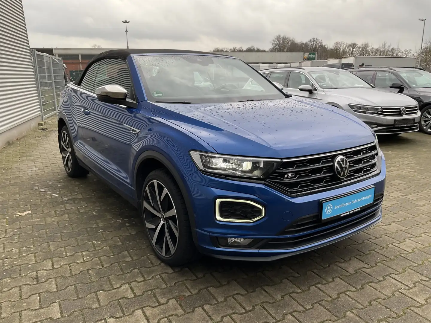 Volkswagen T-Roc Cabriolet 1.5 TSI DSG R-Line Blau - 2