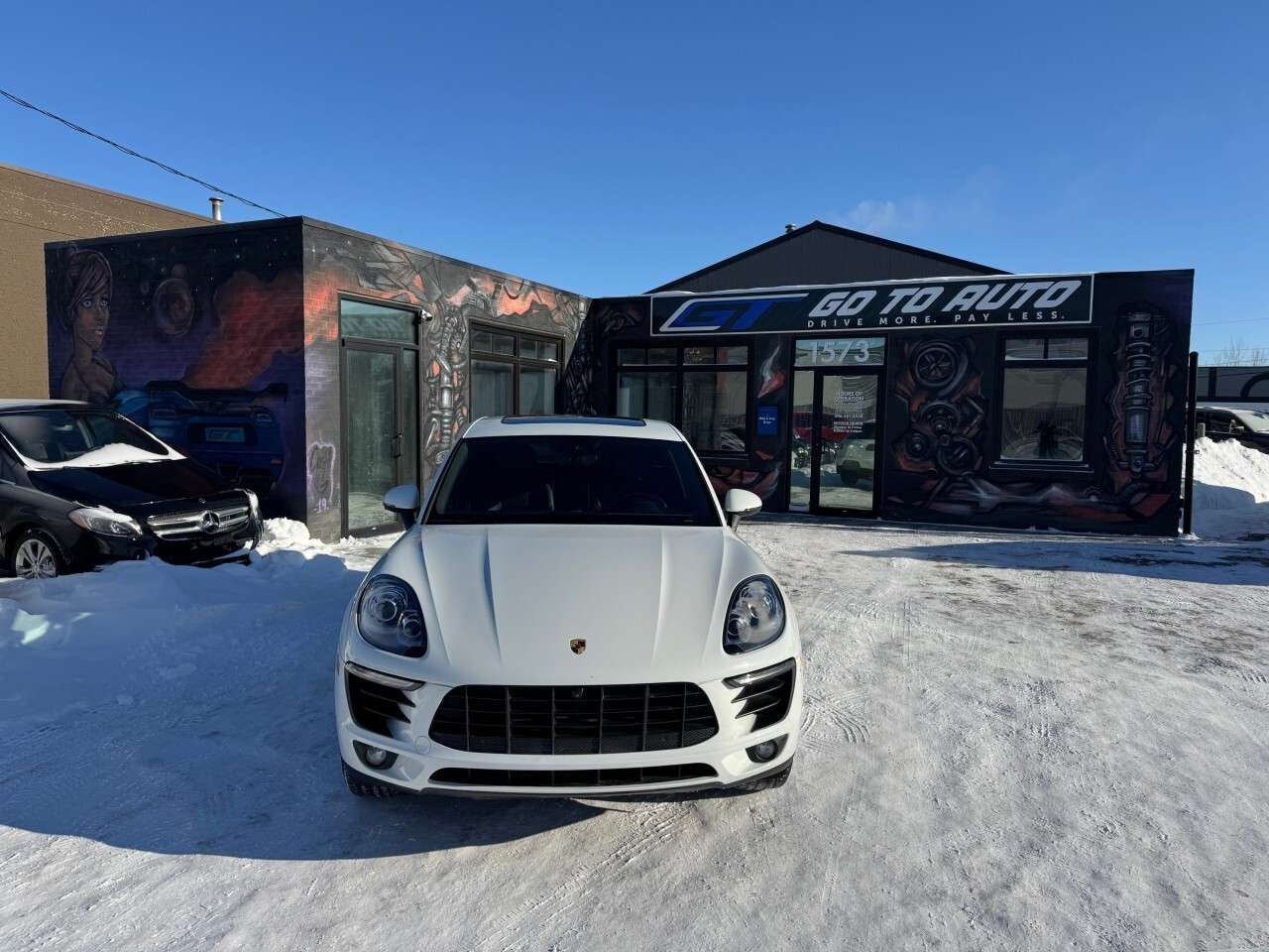 2018 Porsche Macan S AWD alt 4