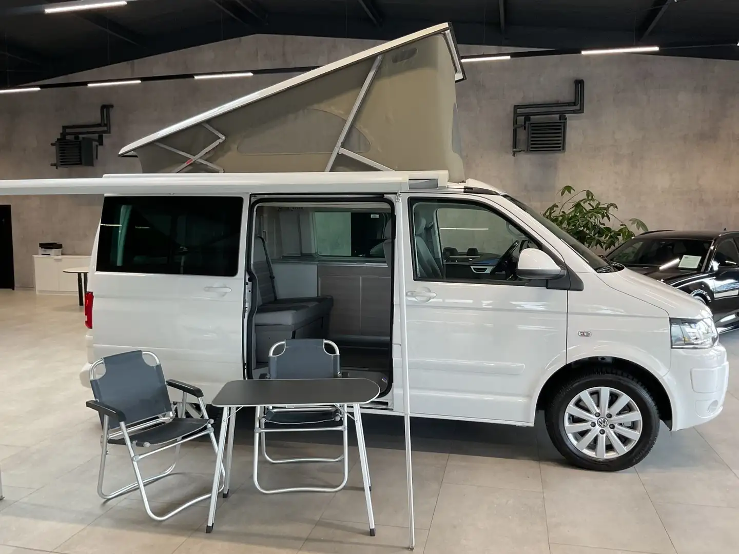 Volkswagen T5 California 4M AHK Kamera Küche Markise Xenon Weiß - 2