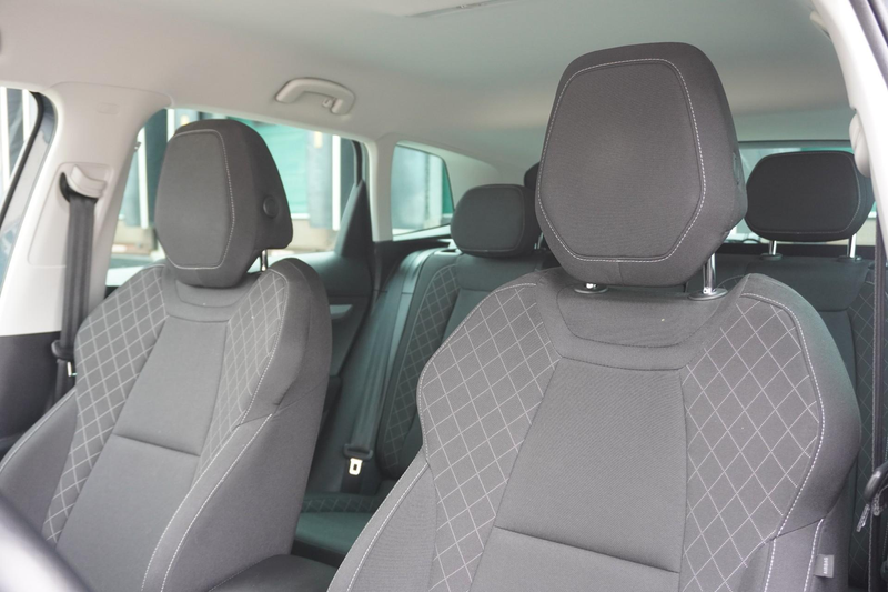 Skoda Karoq 1.5 TSI 150pk DSG ACT Business Edition | Trekhaak — photo 4