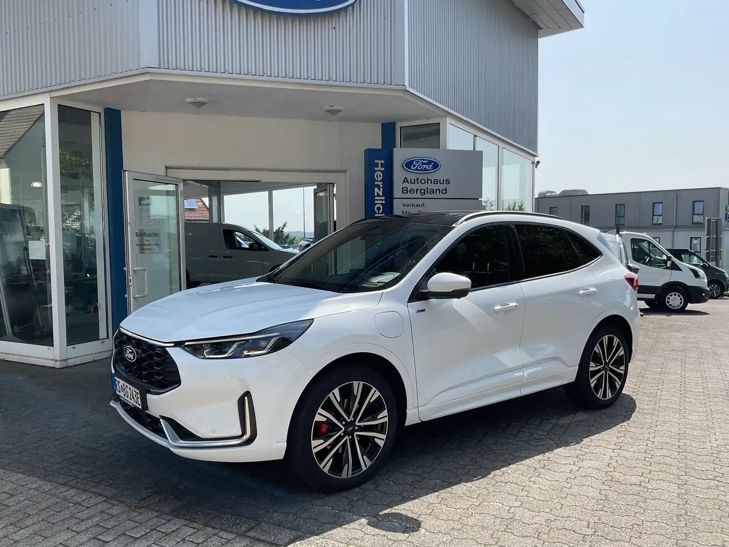 Ford Kuga ST-Line X PHEV *FGS*LED*PANO*AHK*SHZ*iACC Weiß - 1