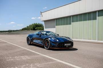 Volante Q CARBON GLOSS BLACK BESPOKE