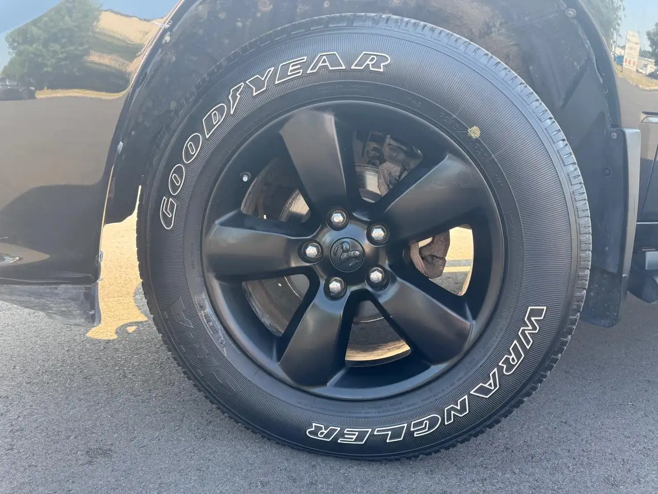 RAM 1500 снимка RAM 1500