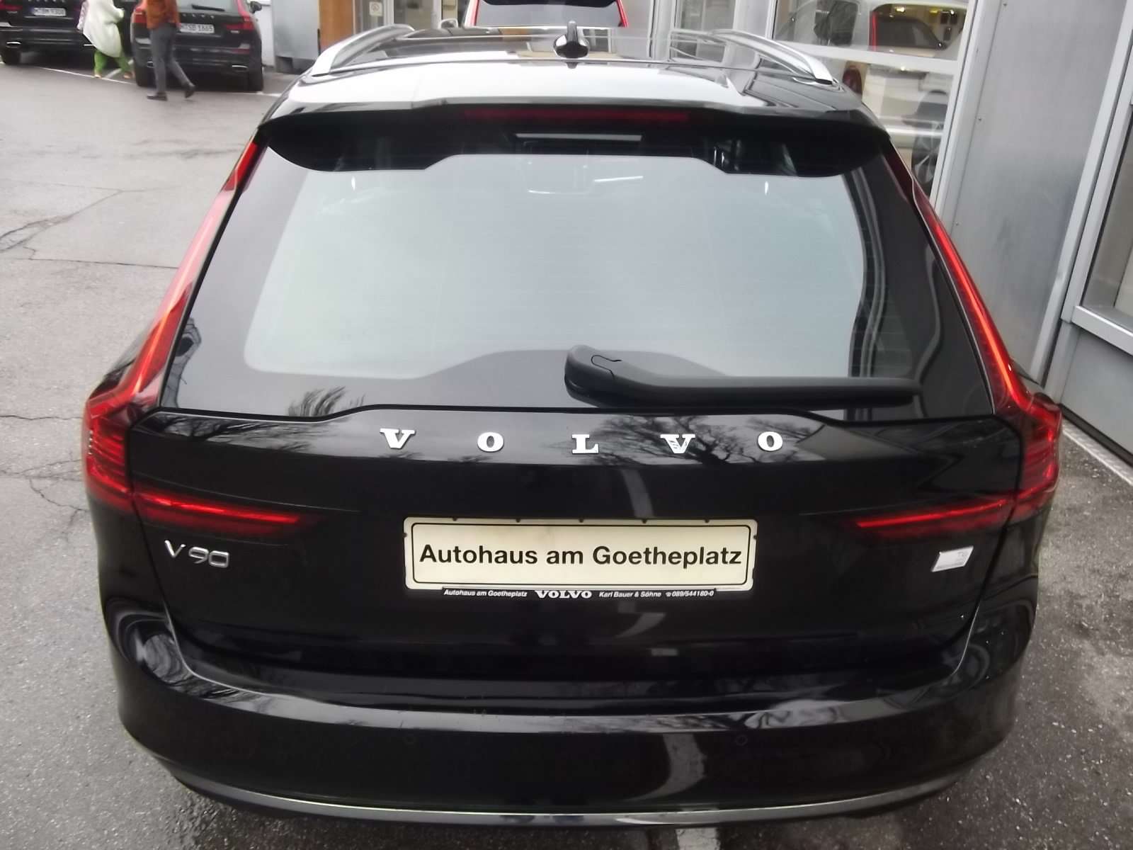Volvo V90