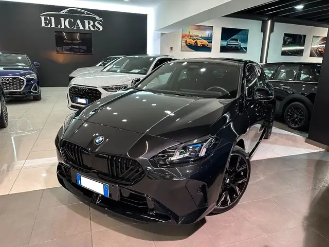 BMW 1 Series view 2