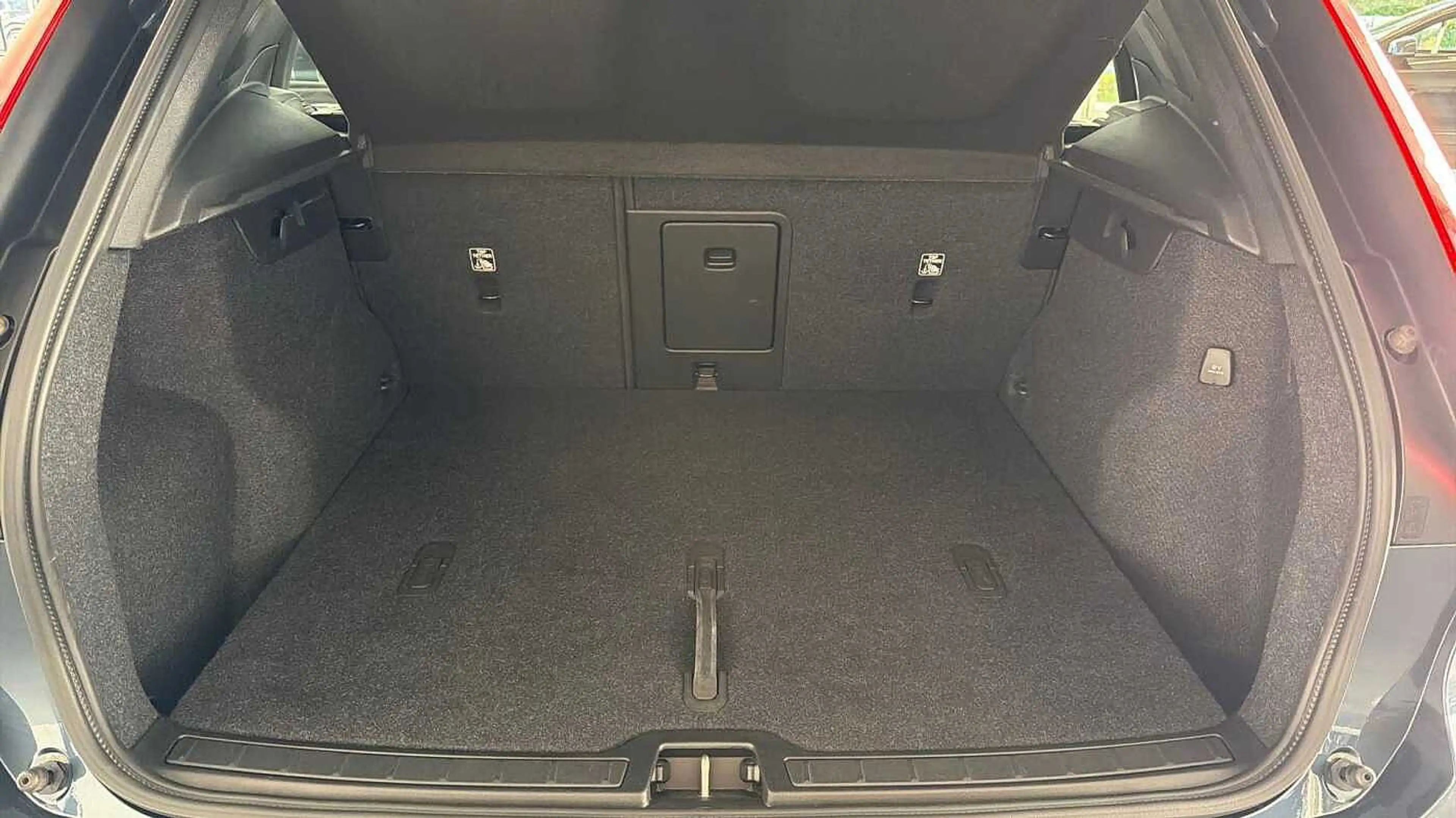 Volvo XC40 B3 AUT Core — photo 14