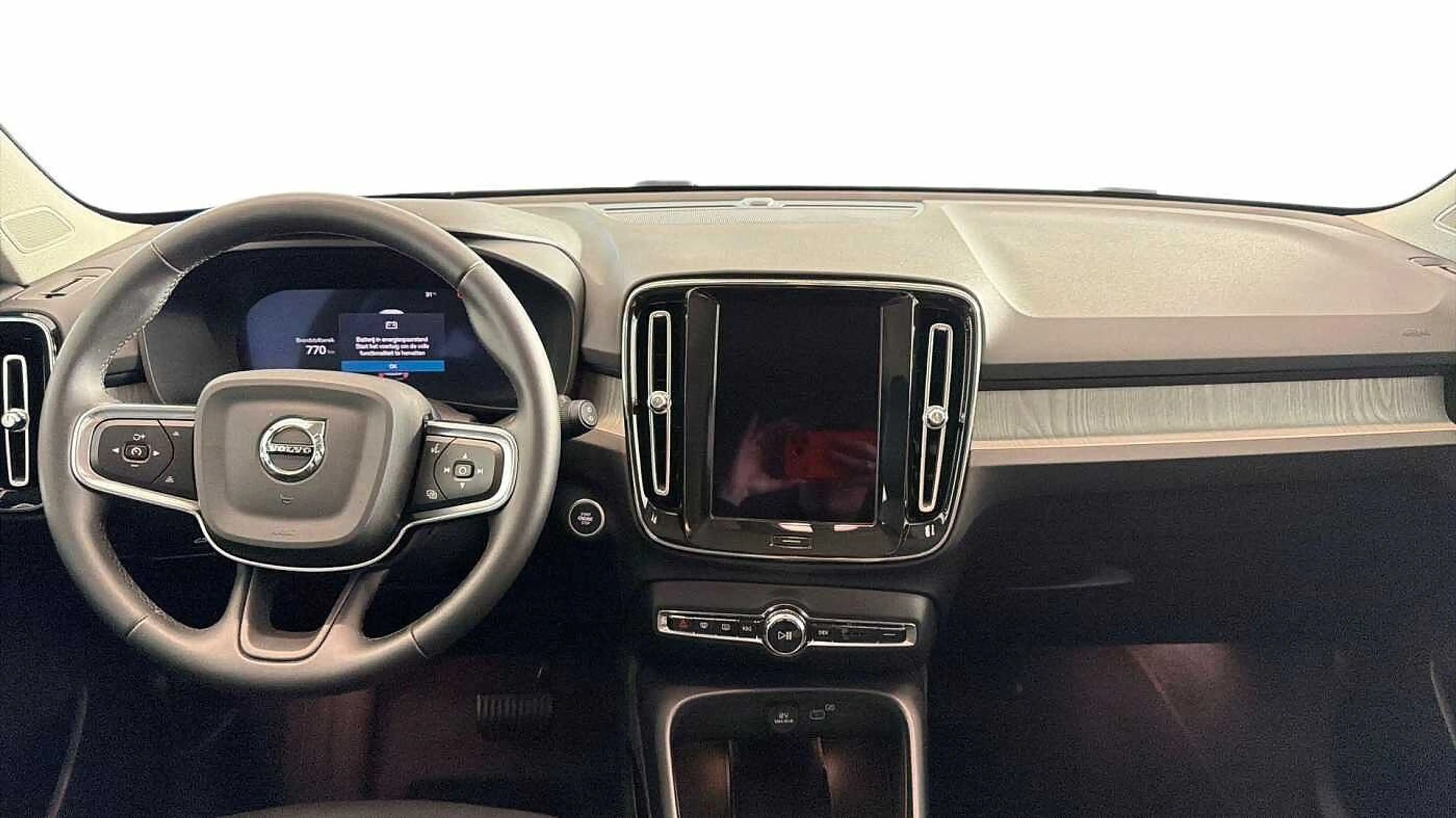 Volvo XC40 B3 AUT Core — photo 5