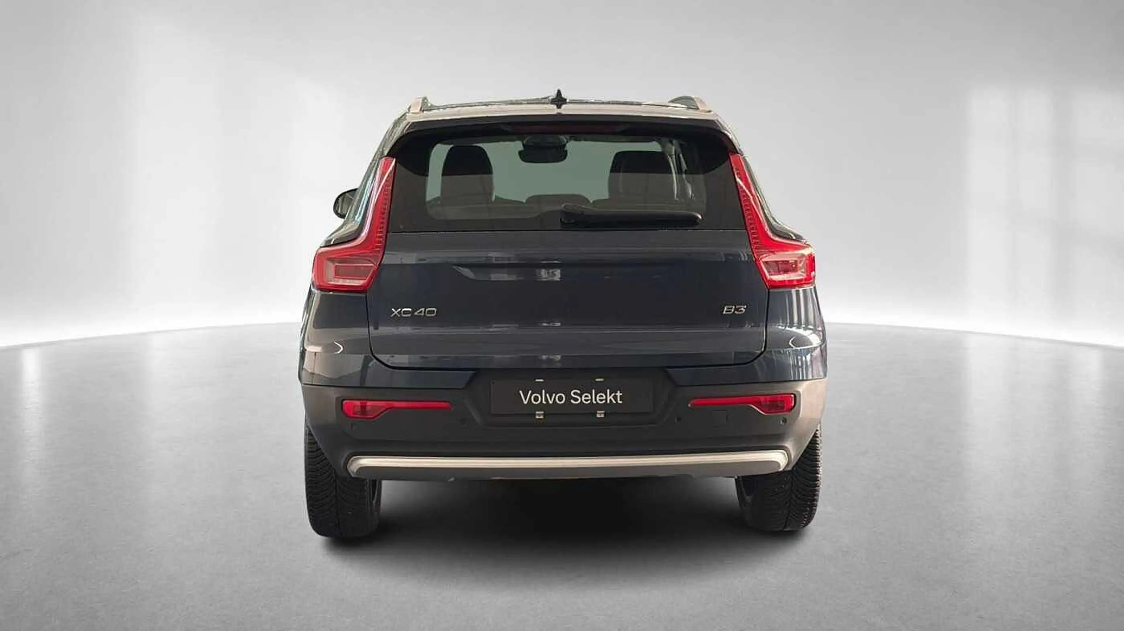 Volvo XC40 B3 AUT Core — photo 8