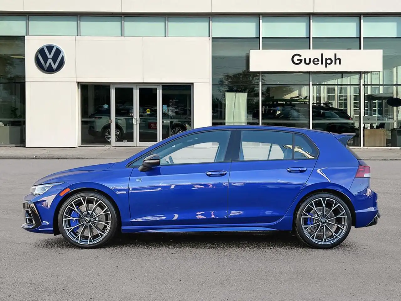 Volkswagen Golf R снимка Volkswagen Golf R