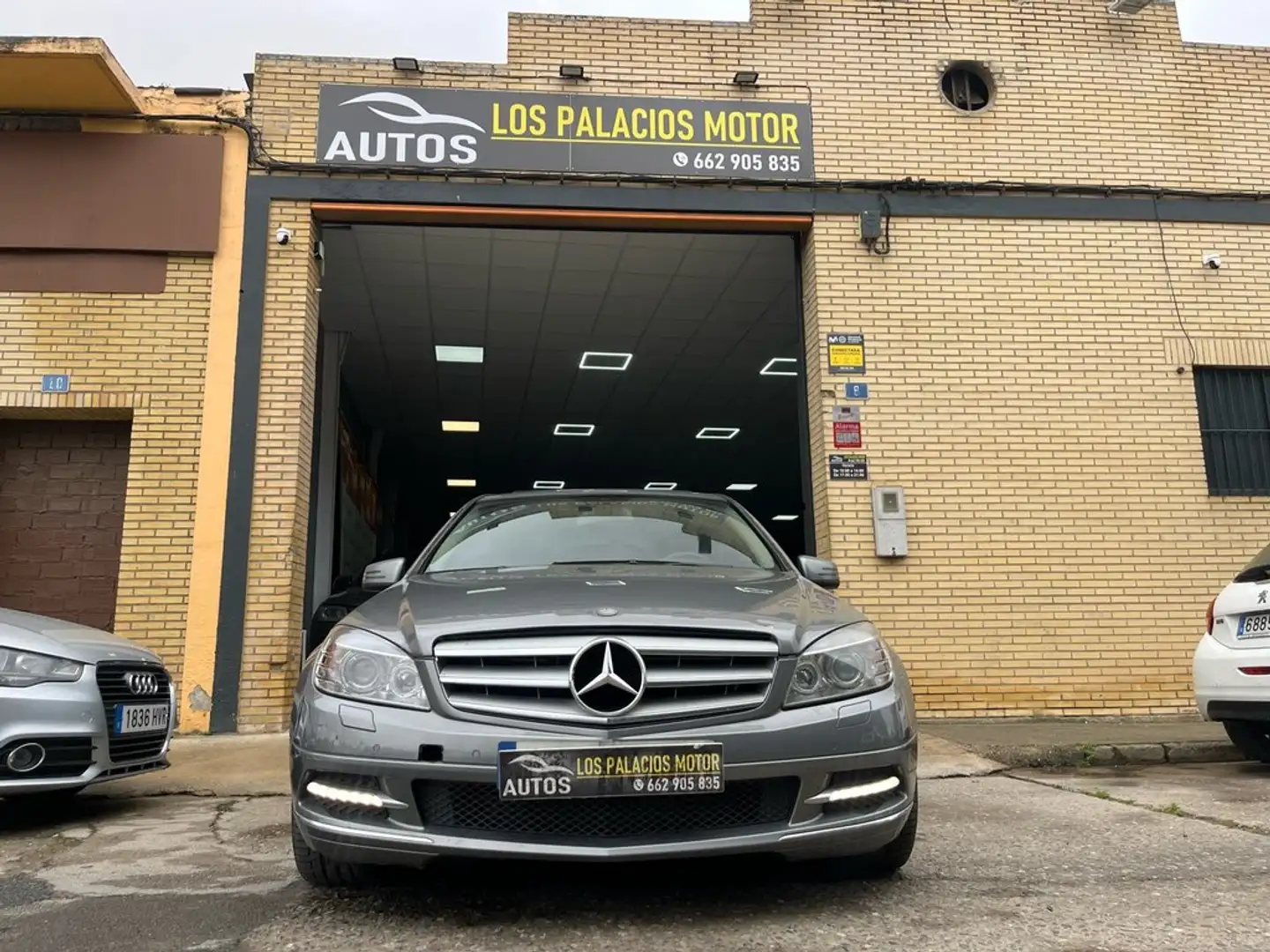 Mercedes-Benz C 200 CDI BE Avant. Blue Efficiency Ed. Gris - 2