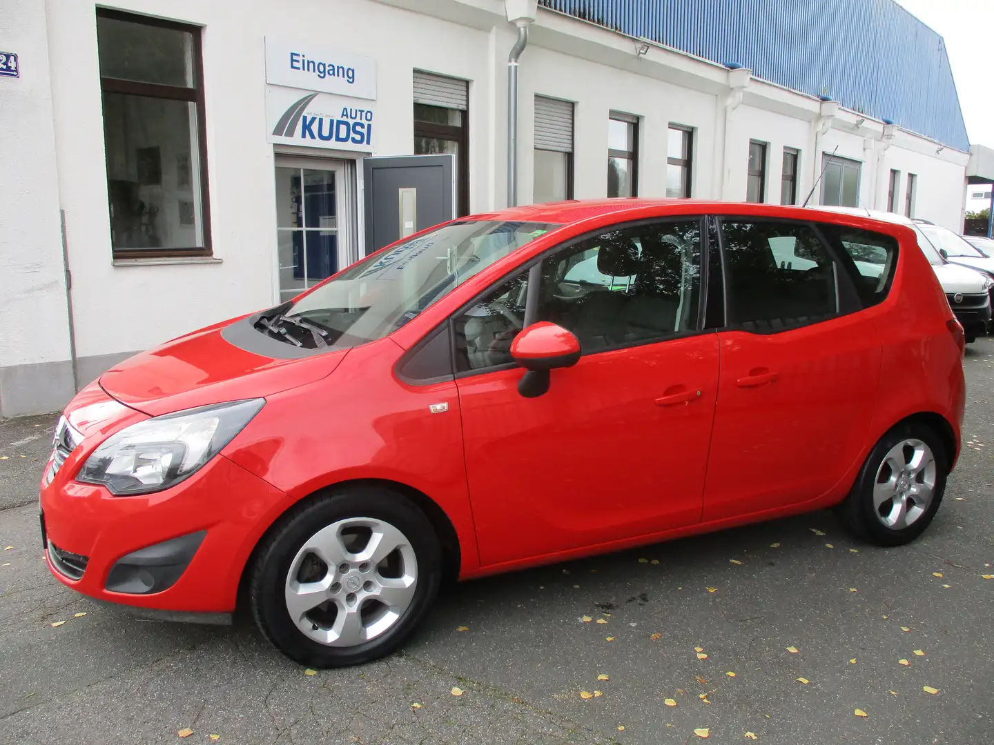 Opel Meriva Edition   Autom. Rot - 1