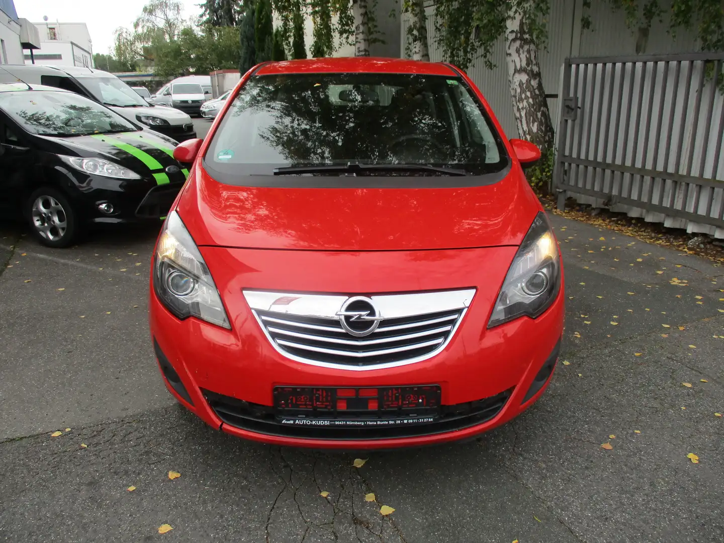 Opel Meriva Edition   Autom. Rot - 2