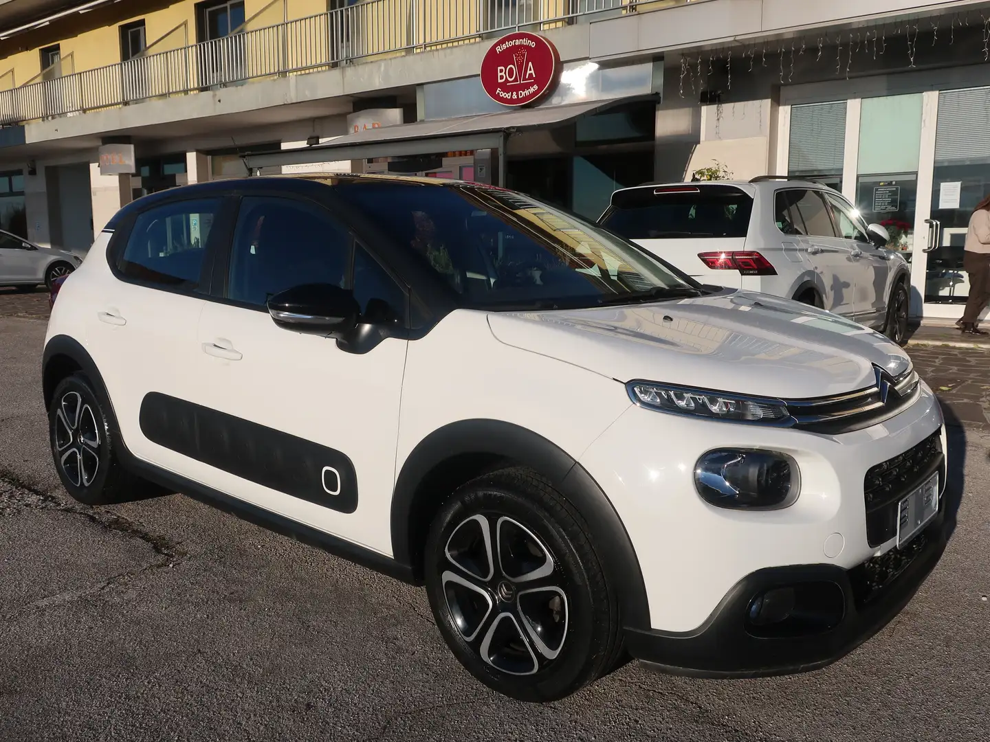 Citroen C3 C3 1.2 puretech Shine 82cv Bianco - 2