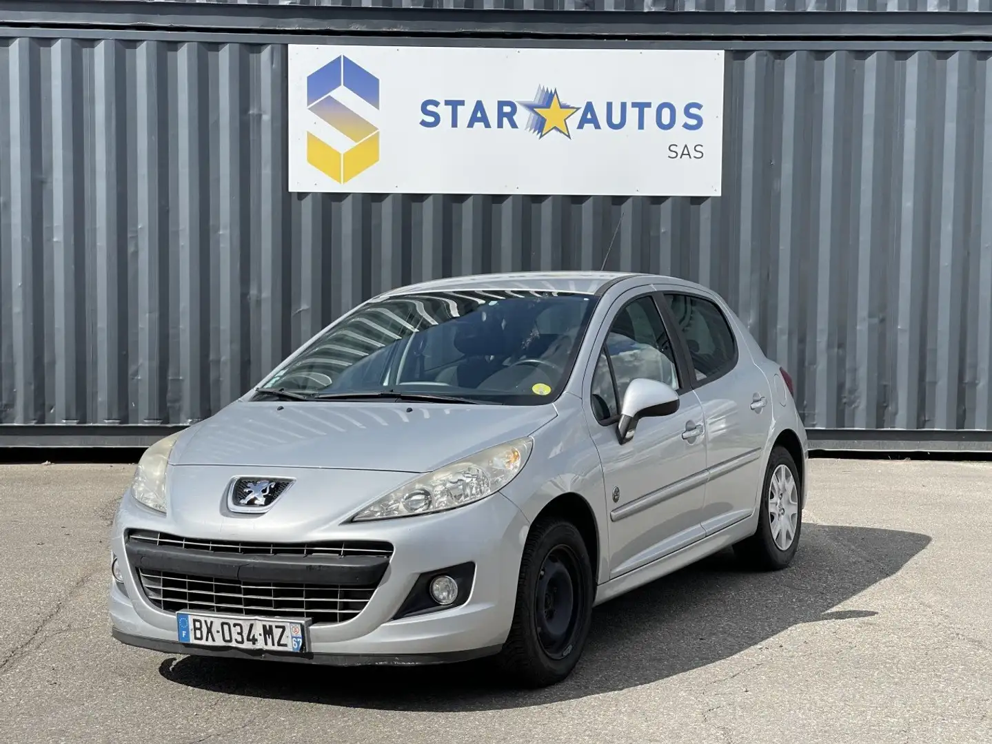 Peugeot 207 207 1.6 HDi 92ch FAP Urban Move Gris - 1