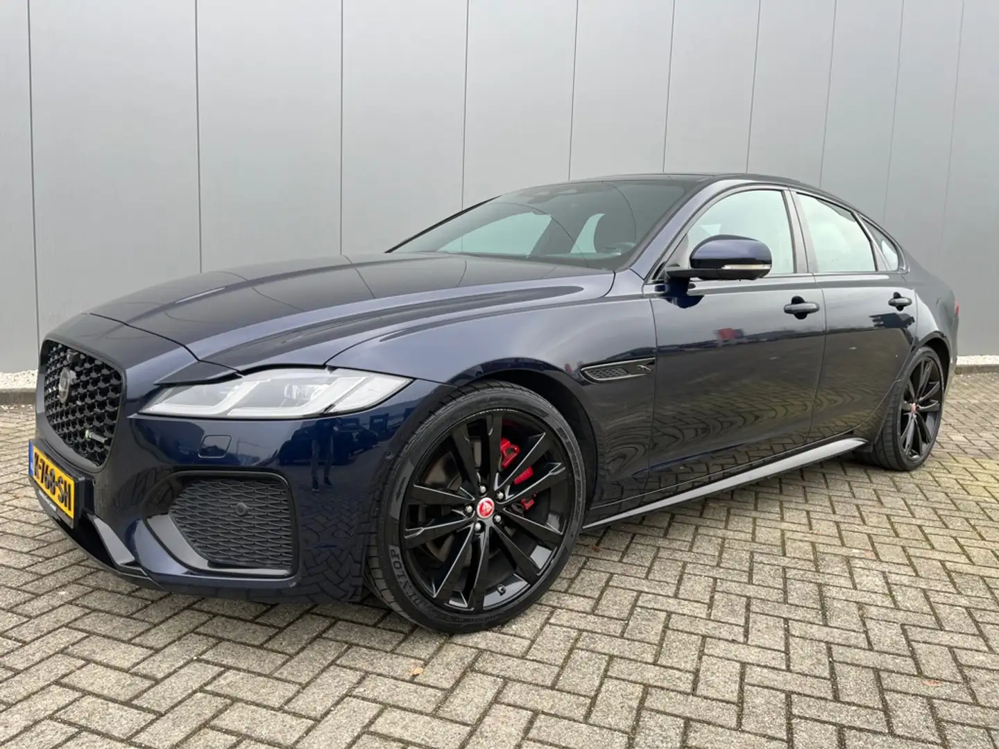 jaguar xf
