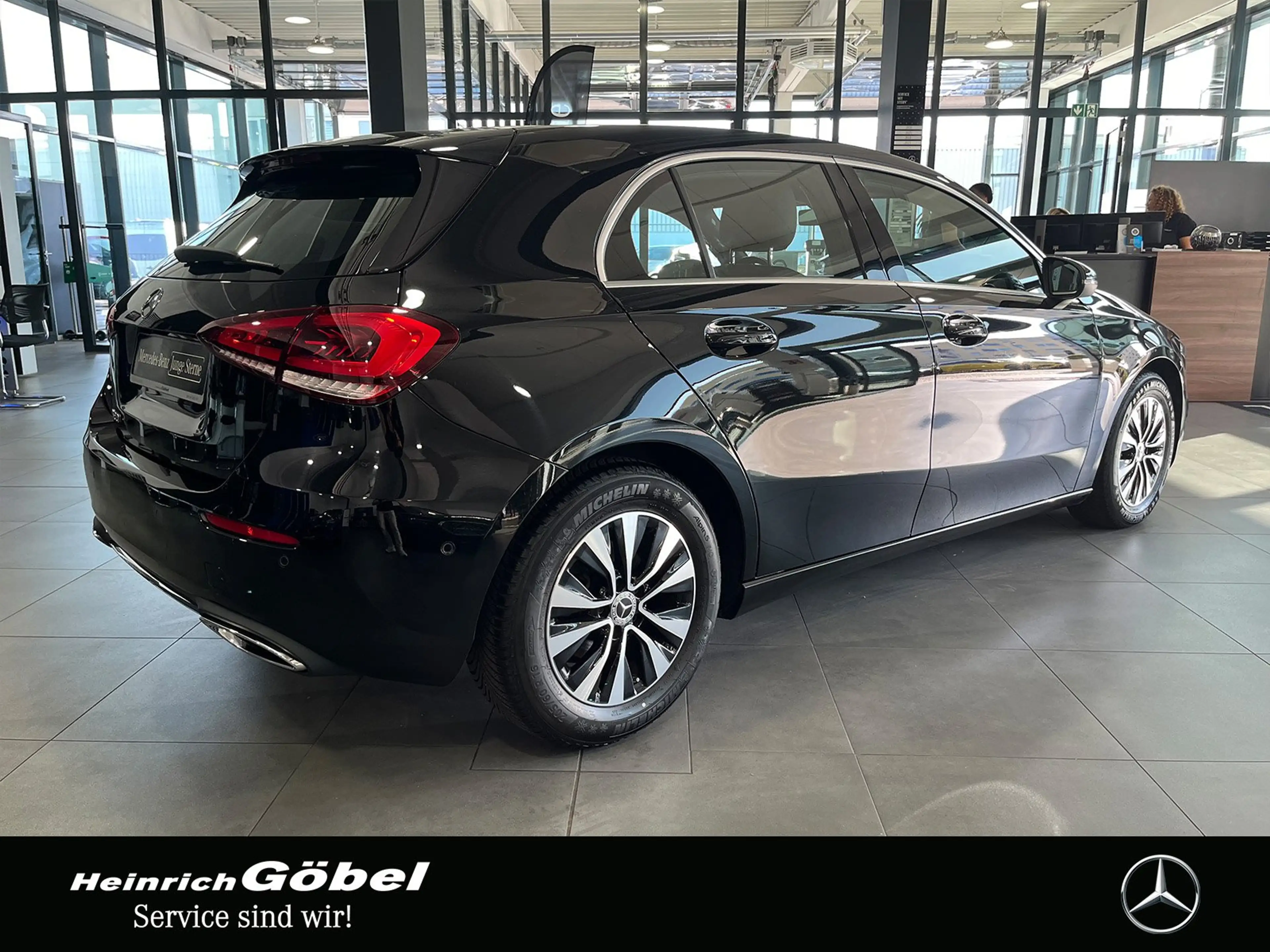 Mercedes-Benz A 180 PROGRESSIVE+LED+NAVI+SHZ+CARPLAY — photo 6