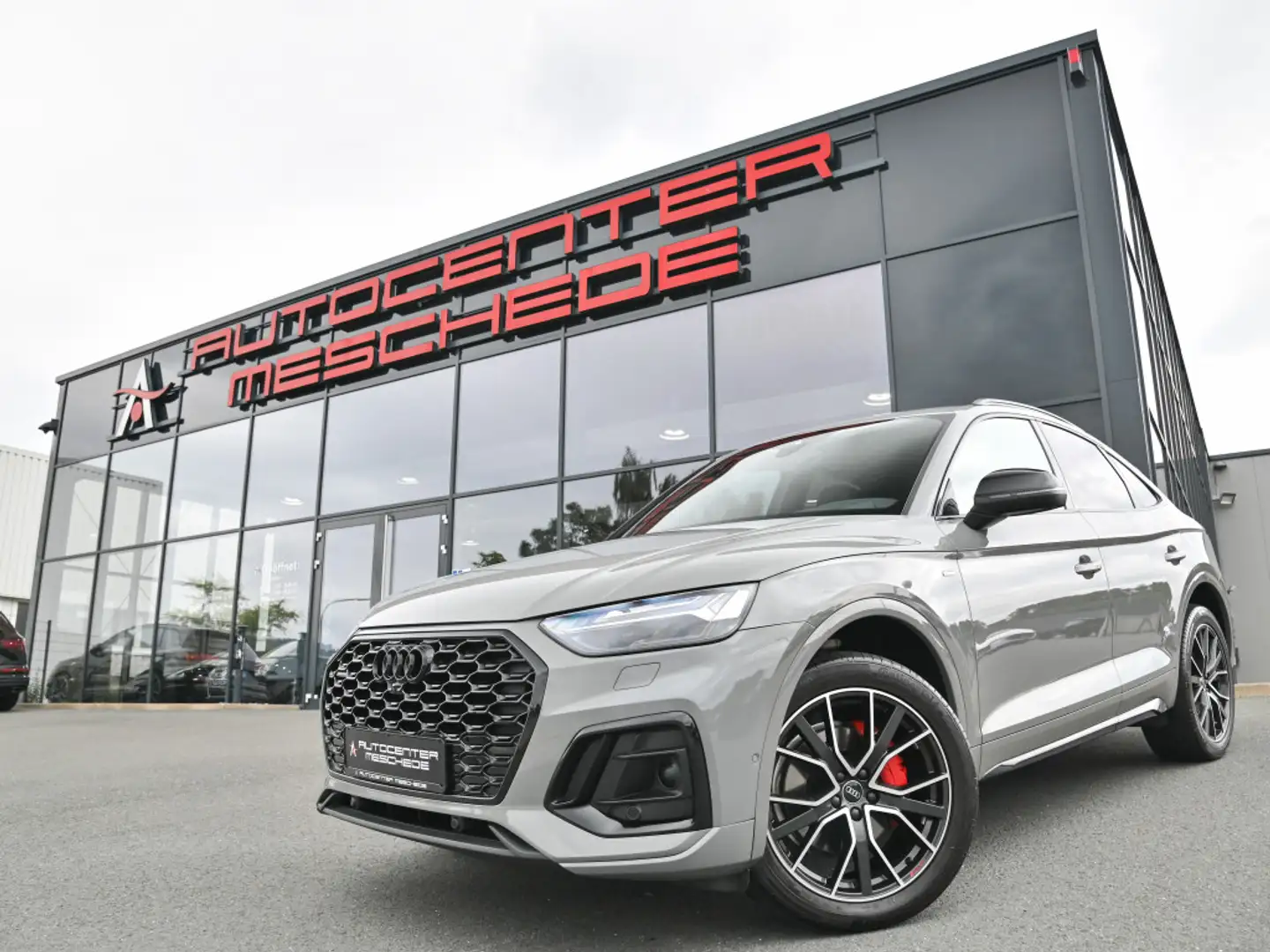 Audi Q5 Sportback 40 TDI quattro edition one* S line* Grijs - 1