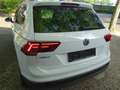 Volkswagen Tiguan Highline Navi PDC Head UP DSG AHK Blanc - thumbnail 3
