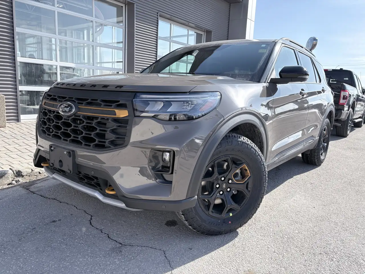 Ford Explorer снимка Ford Explorer