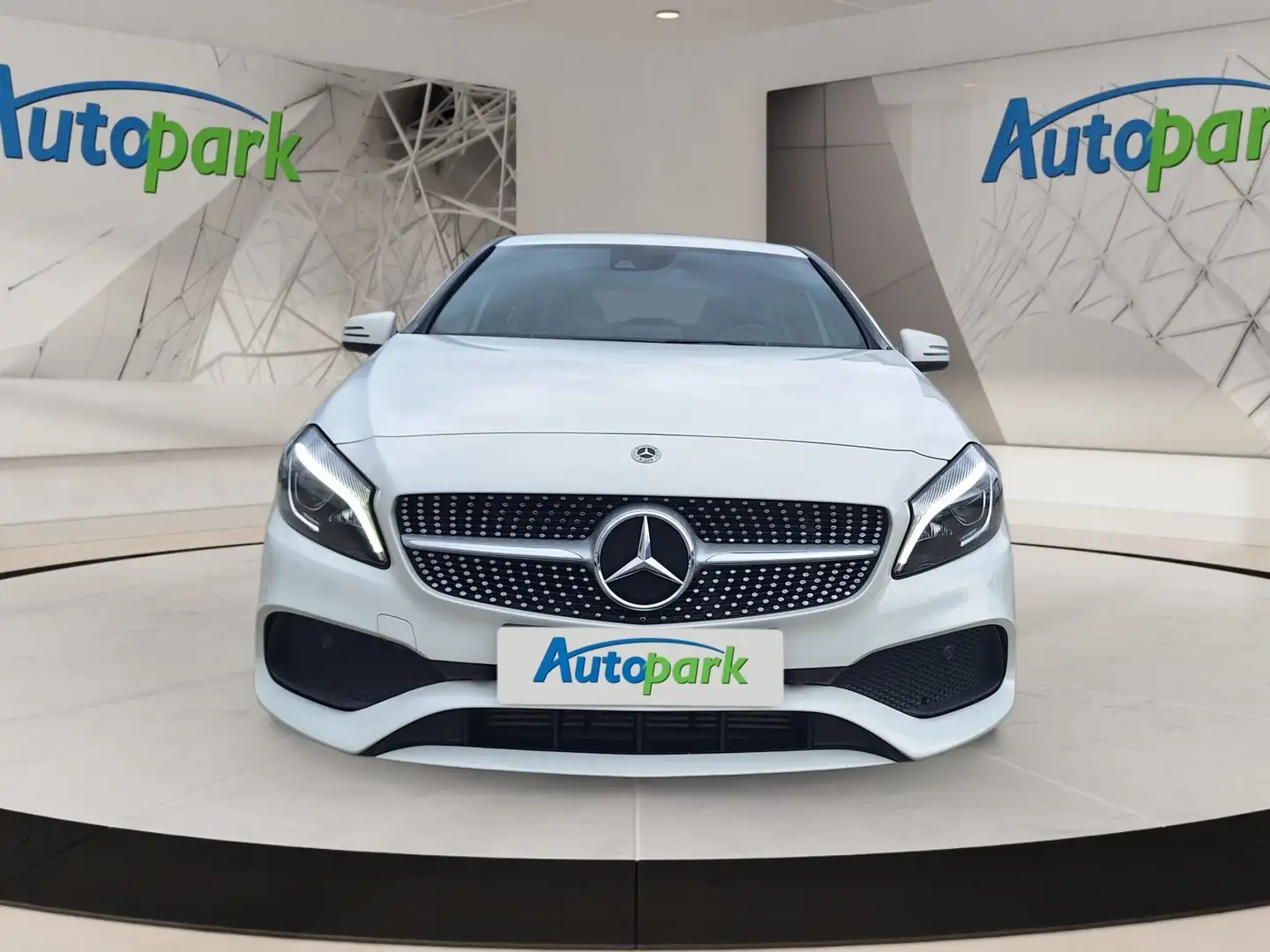 Mercedes-Benz A 180 CDI AMG Sport Line Weiß - 2