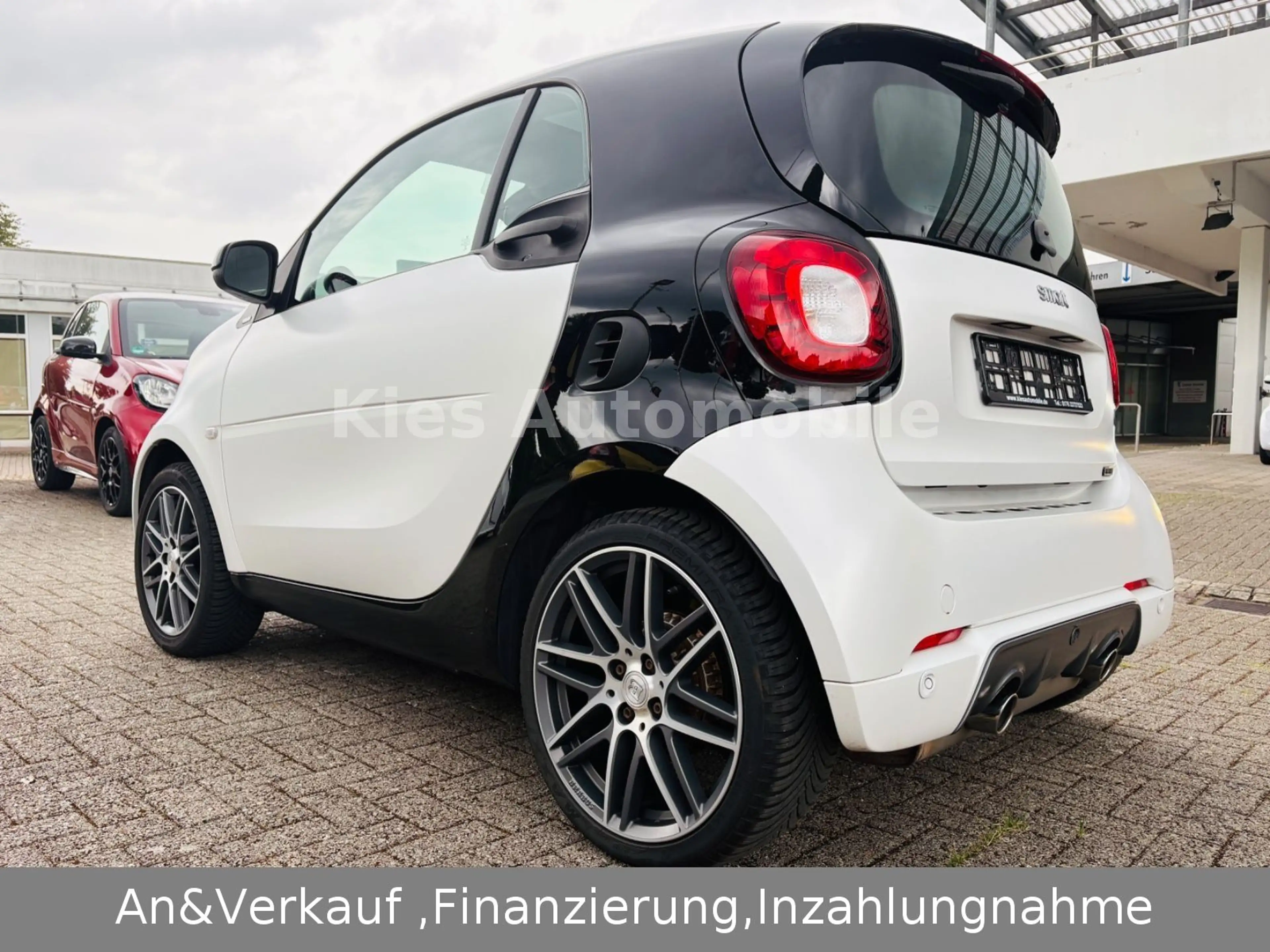 smart forTwo Brabus 109Ps AUTM/NAVI/SITZH/PANO/JBL/PDC — photo 5