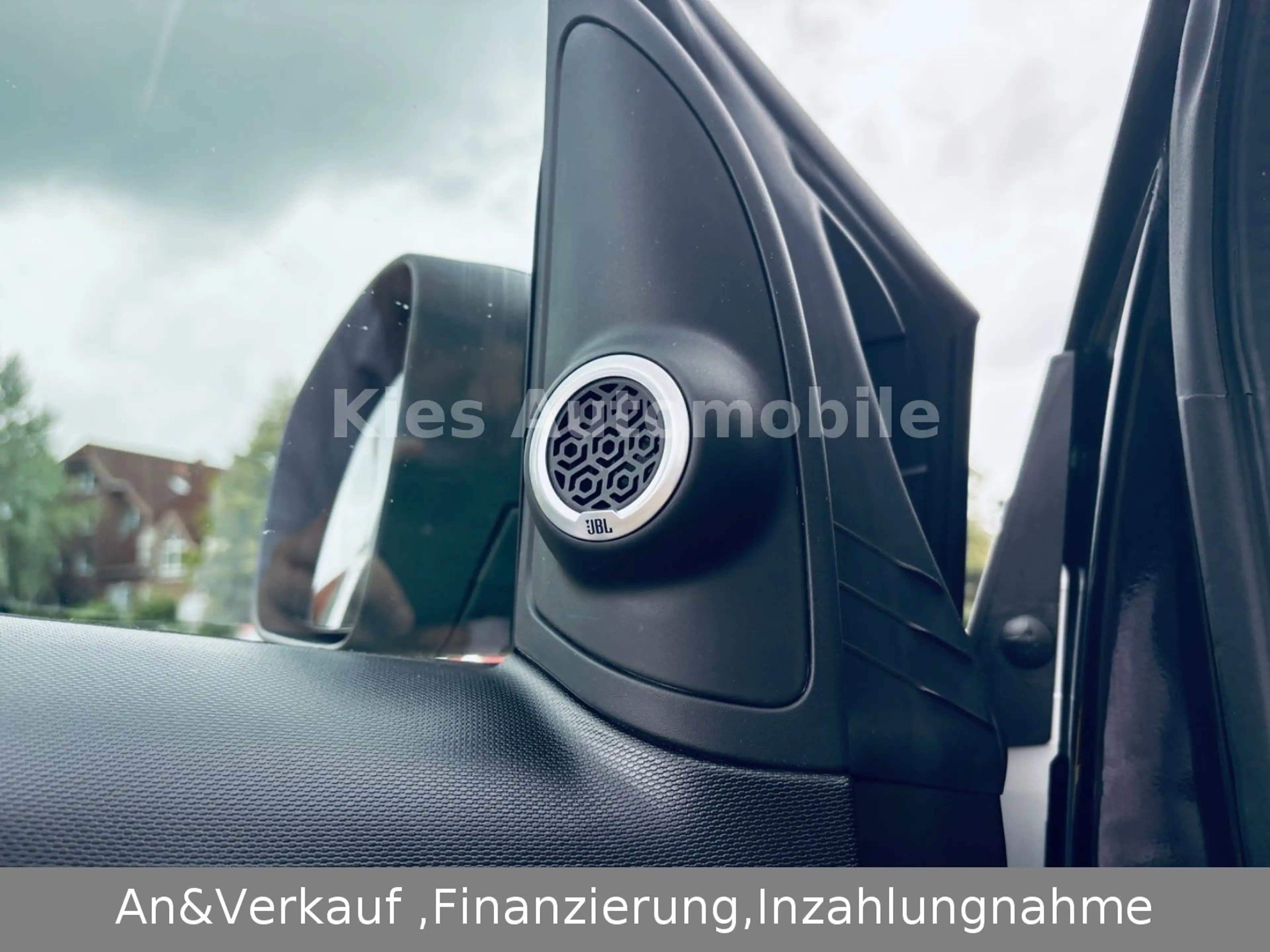 smart forTwo Brabus 109Ps AUTM/NAVI/SITZH/PANO/JBL/PDC — photo 12
