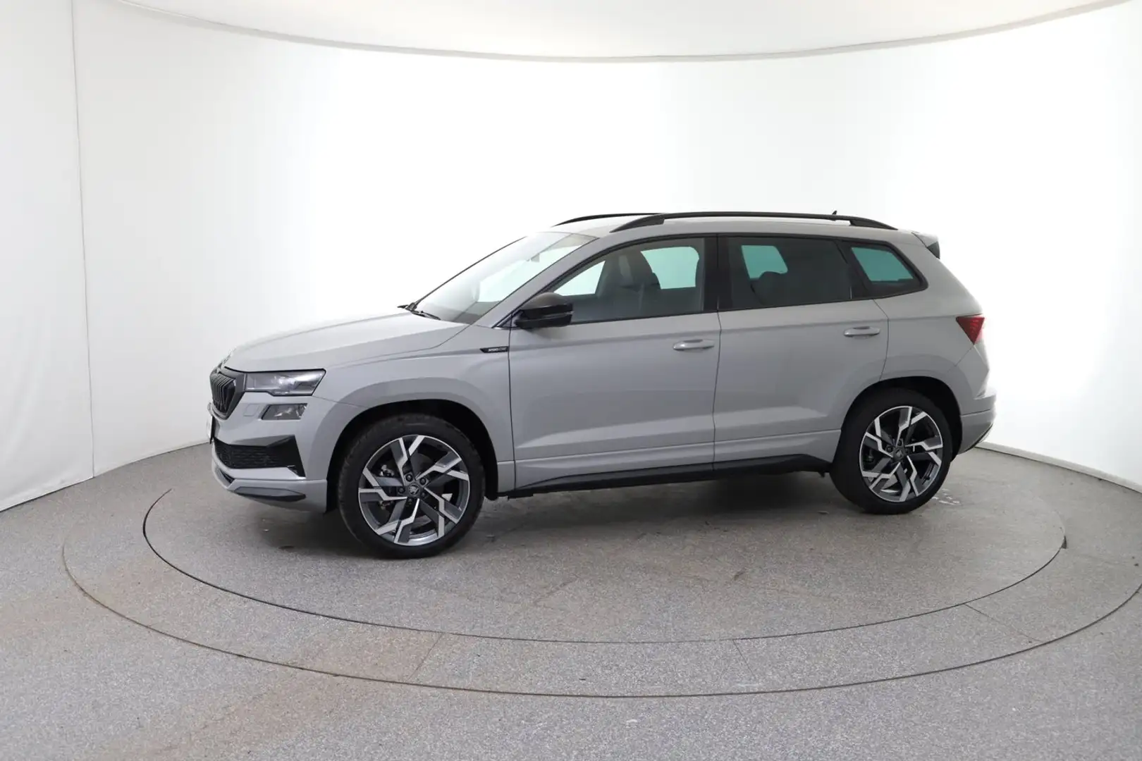 Skoda Karoq 4x4 Sportline TDI DSG Grau - 2
