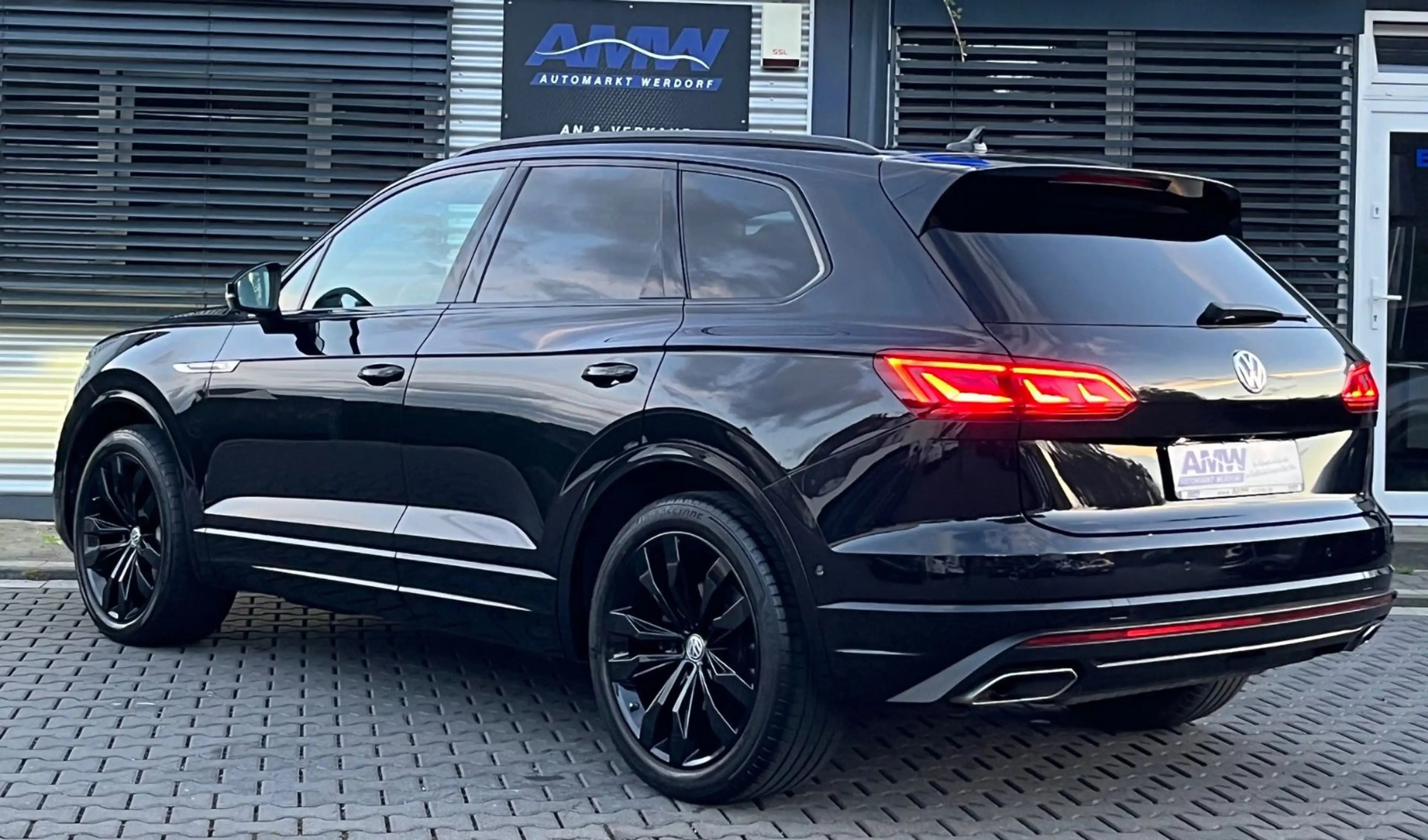 Volkswagen Touareg R-Line 4M*LED*PANO*AHK*SITZBELÜ*360°VOLL — photo 4