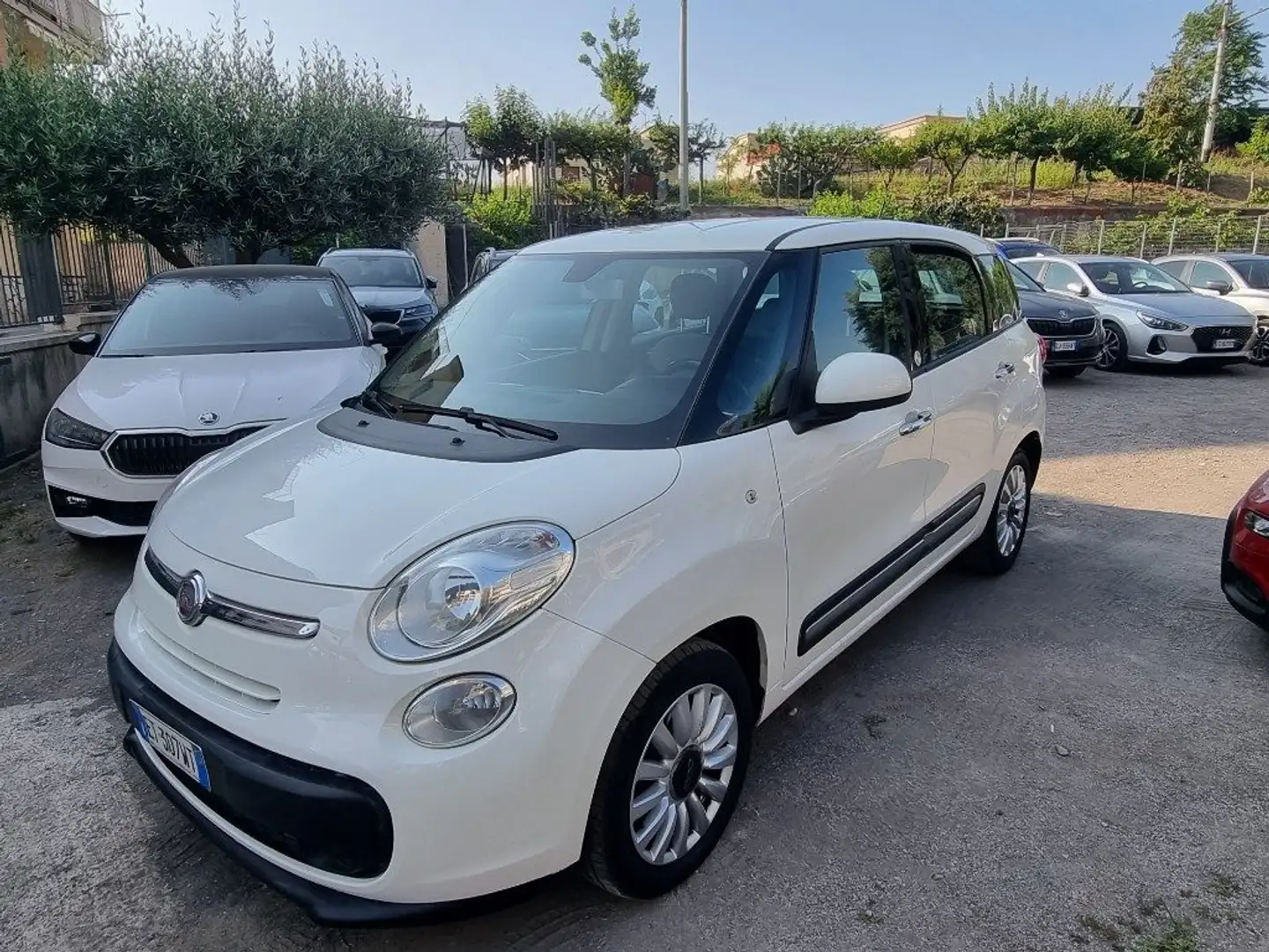 Fiat 500L Living 1.6 Multijet 105 CV Pop Star Bianco - 2
