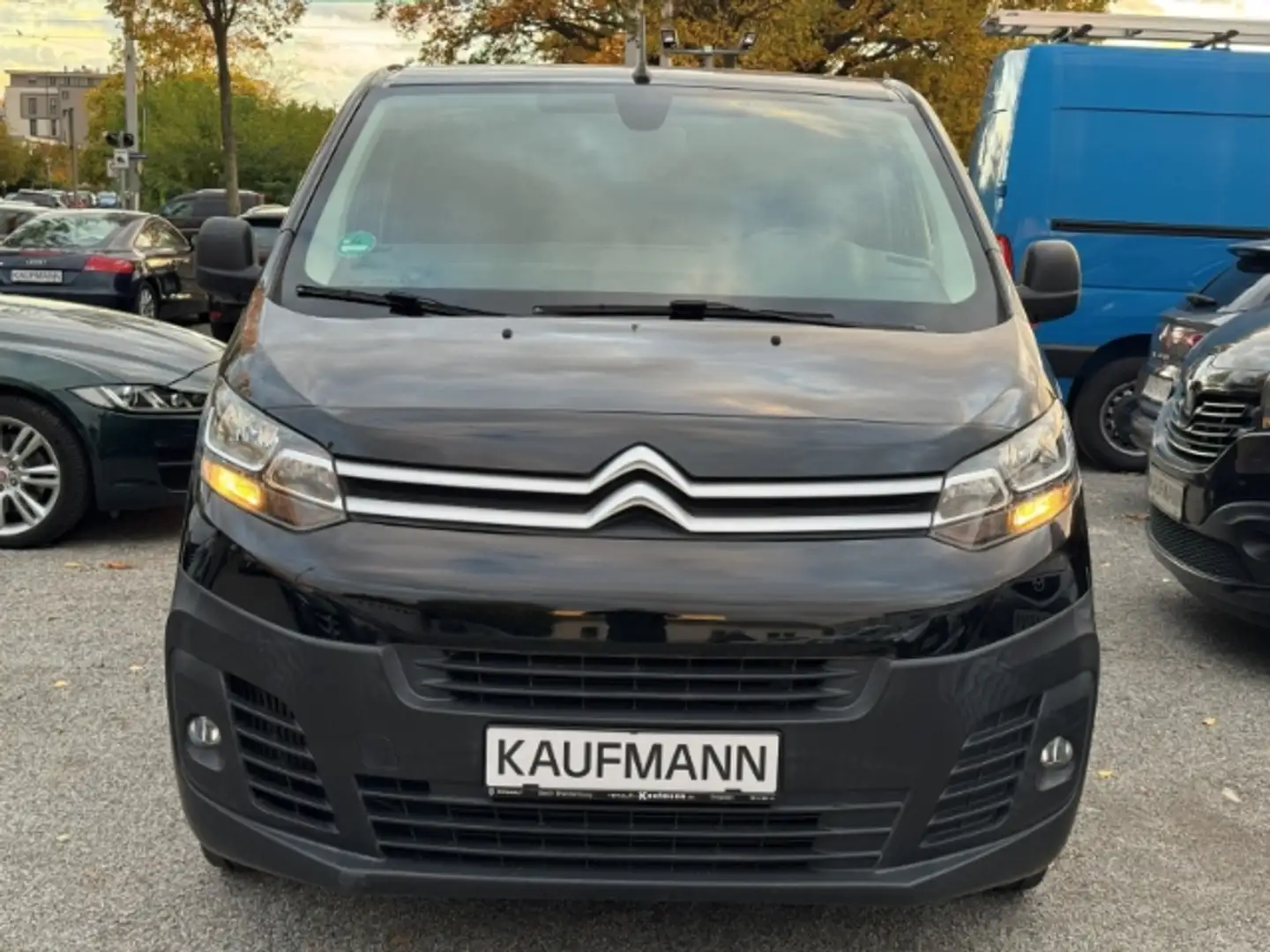 Citroen Jumpy Kasten Club M 2.0 BlueHDi 120 FAP EU6d-T Schwarz - 2